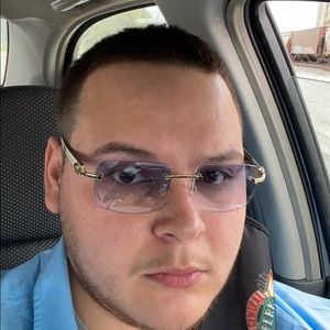 Meet your Posher, Darian